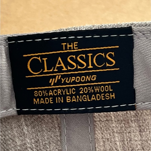 Premium Flatbill Snapback - Picture 4 of 10